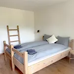 Gorgeous Modern Mountain View Flat In With Free Parking *