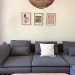 Gorgeous Modern Mountain View Flat In With Free Parking *