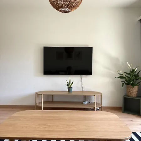 Apartman Gorgeous Modern Mountain View Flat In With Free Parking