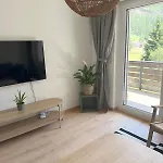 Gorgeous Modern Mountain View Flat In With Free Parking 公寓