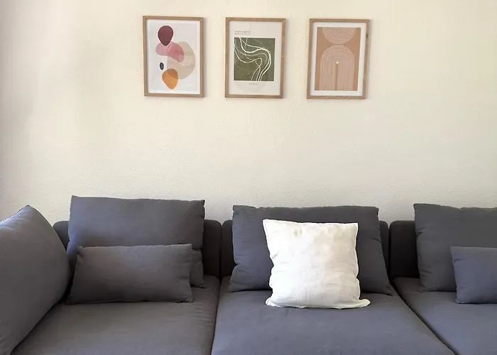 Gorgeous Modern Mountain View Flat In With Free Parking *