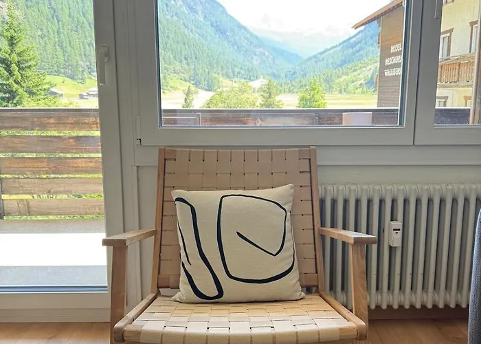 Gorgeous Modern Mountain View Flat In With Free Parking アパート テッシュ